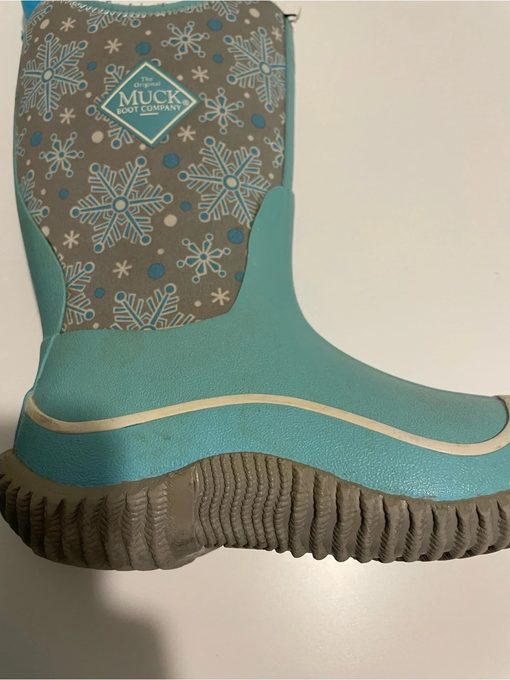 The Original Muck Boot Kids Aqua Snowflake Size 11 Waterproof Winter Weather